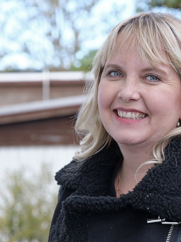 Anna Svava Knútsdóttir as Unnur